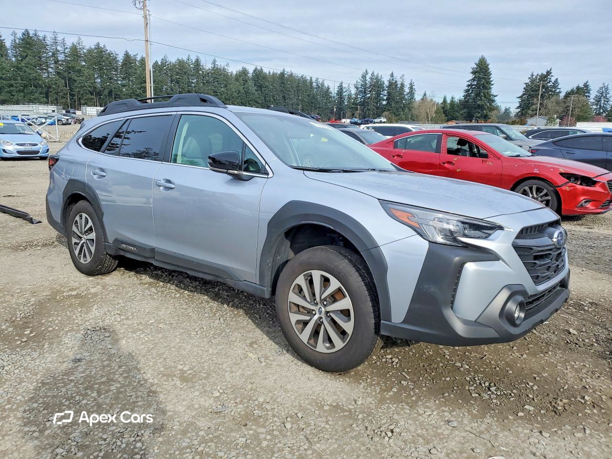 Subaru Outback 2025