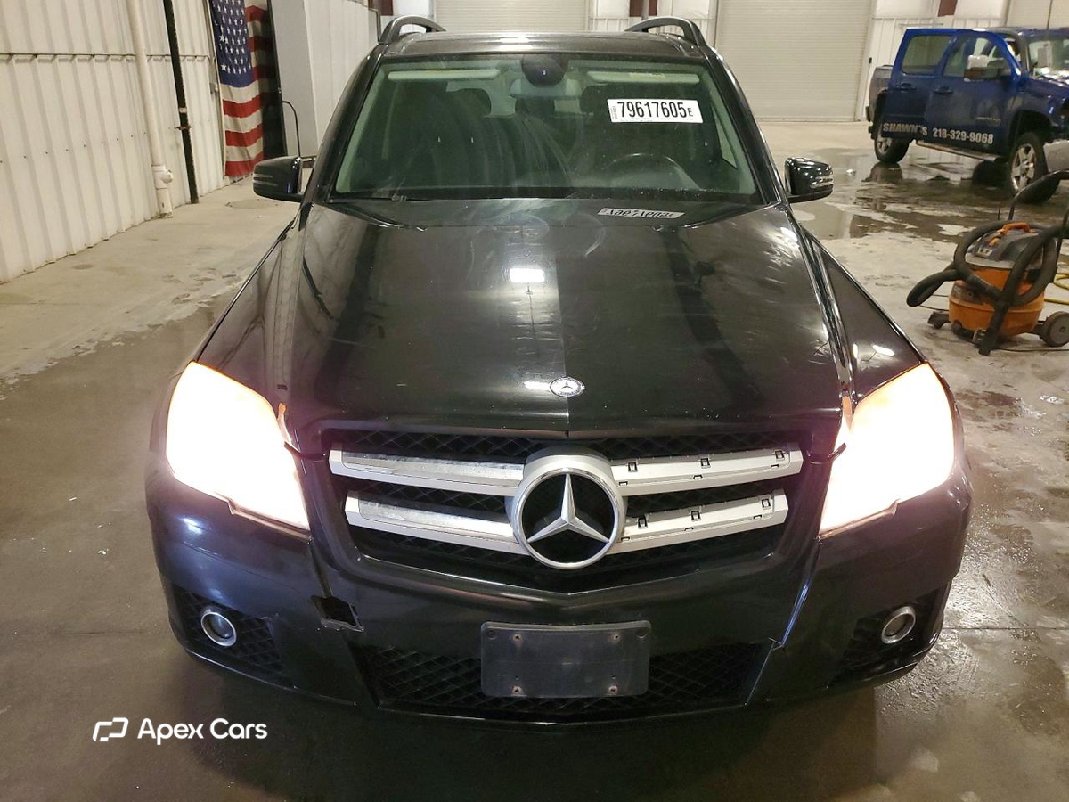 Mercedes-Benz  2010