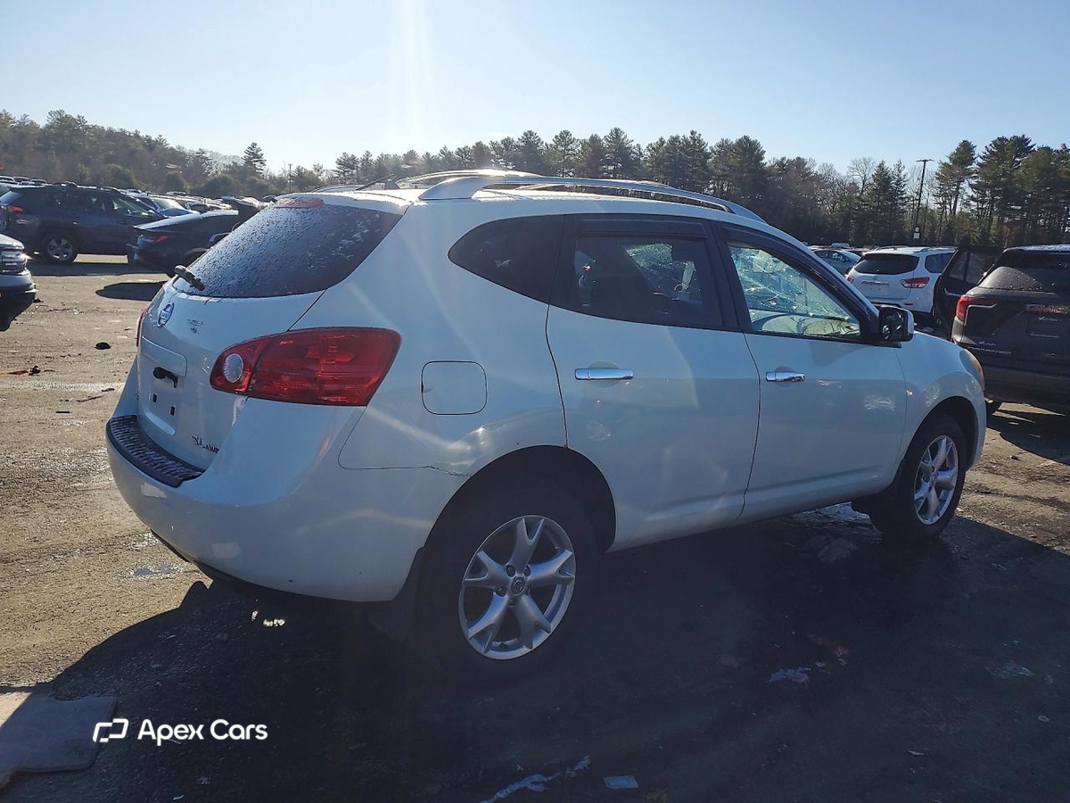 Nissan Rogue 2010