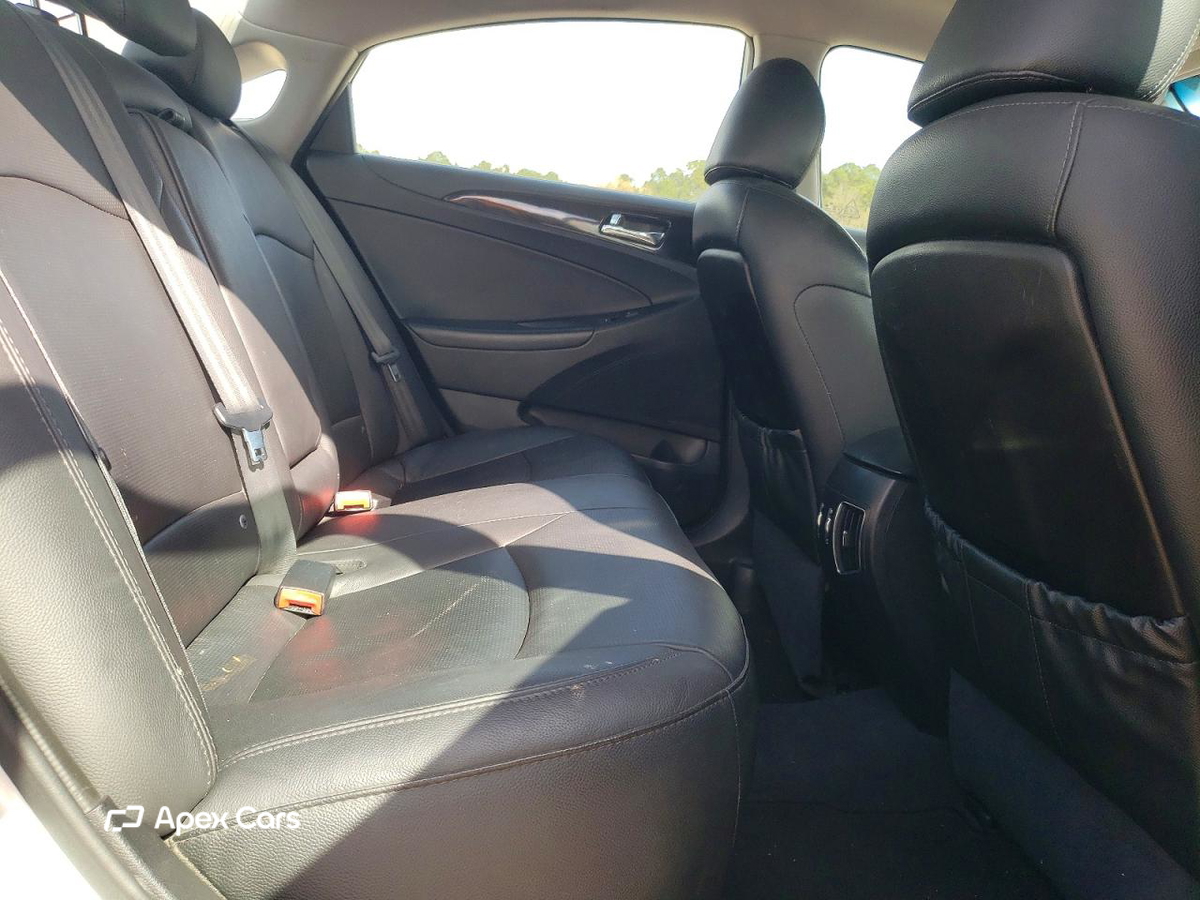Hyundai Sonata 2013