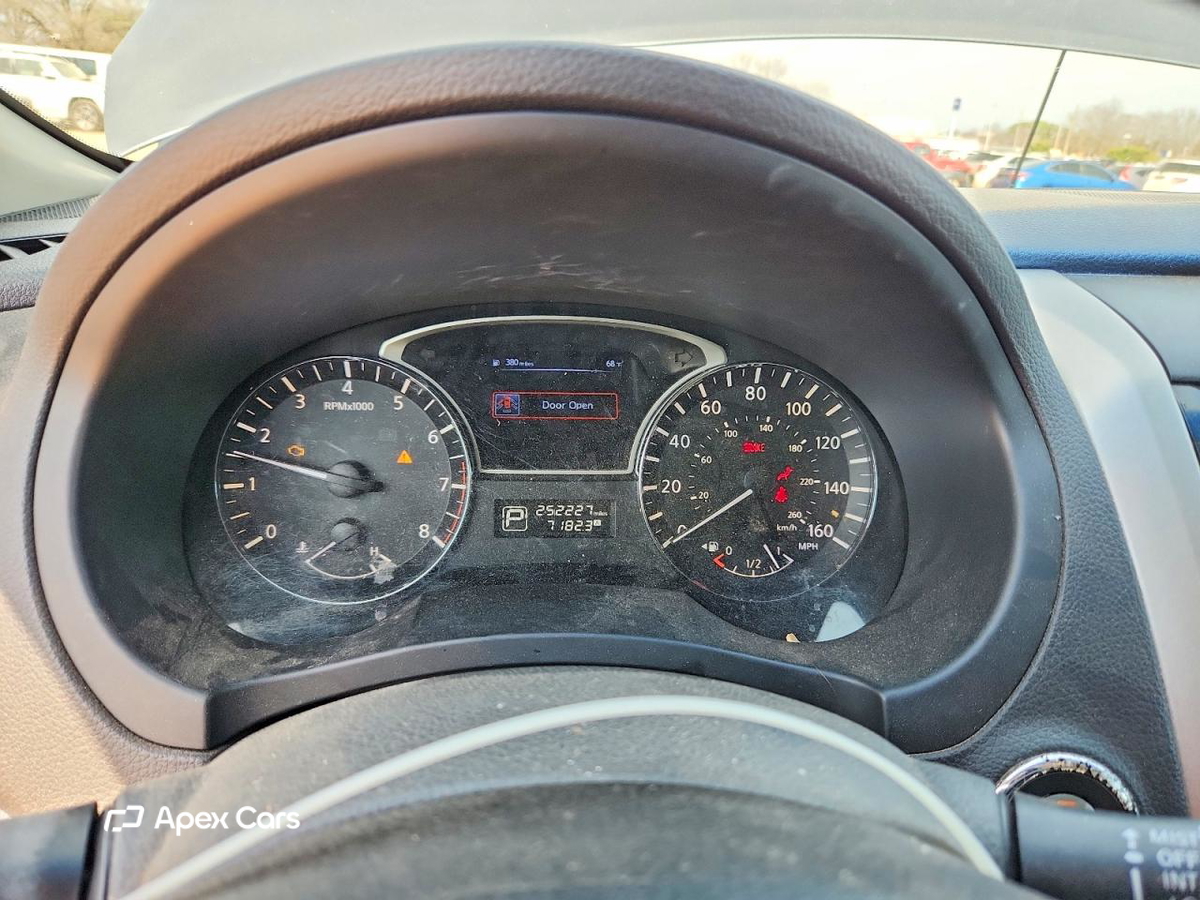Nissan Altima 2014