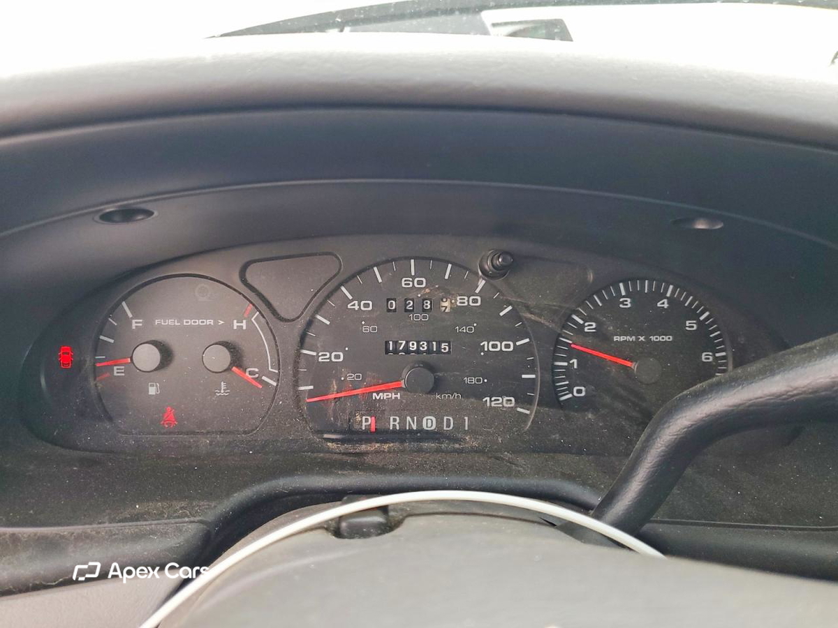 Ford Taurus 2002