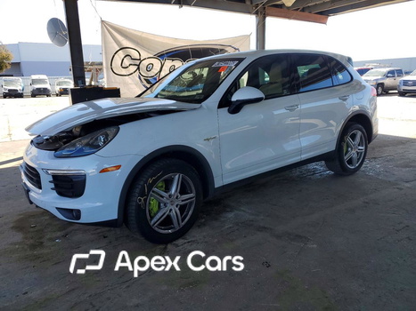 Porsche Cayenne 2016 - Image 1 of 13