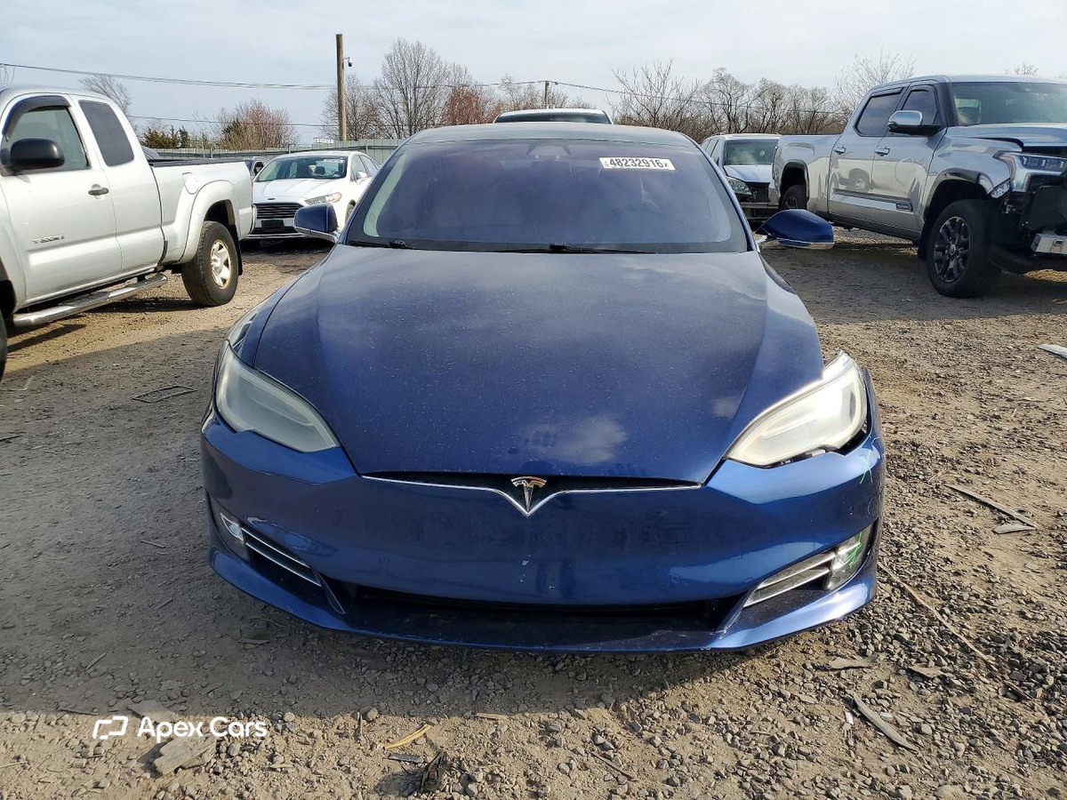 Tesla Model S 2019