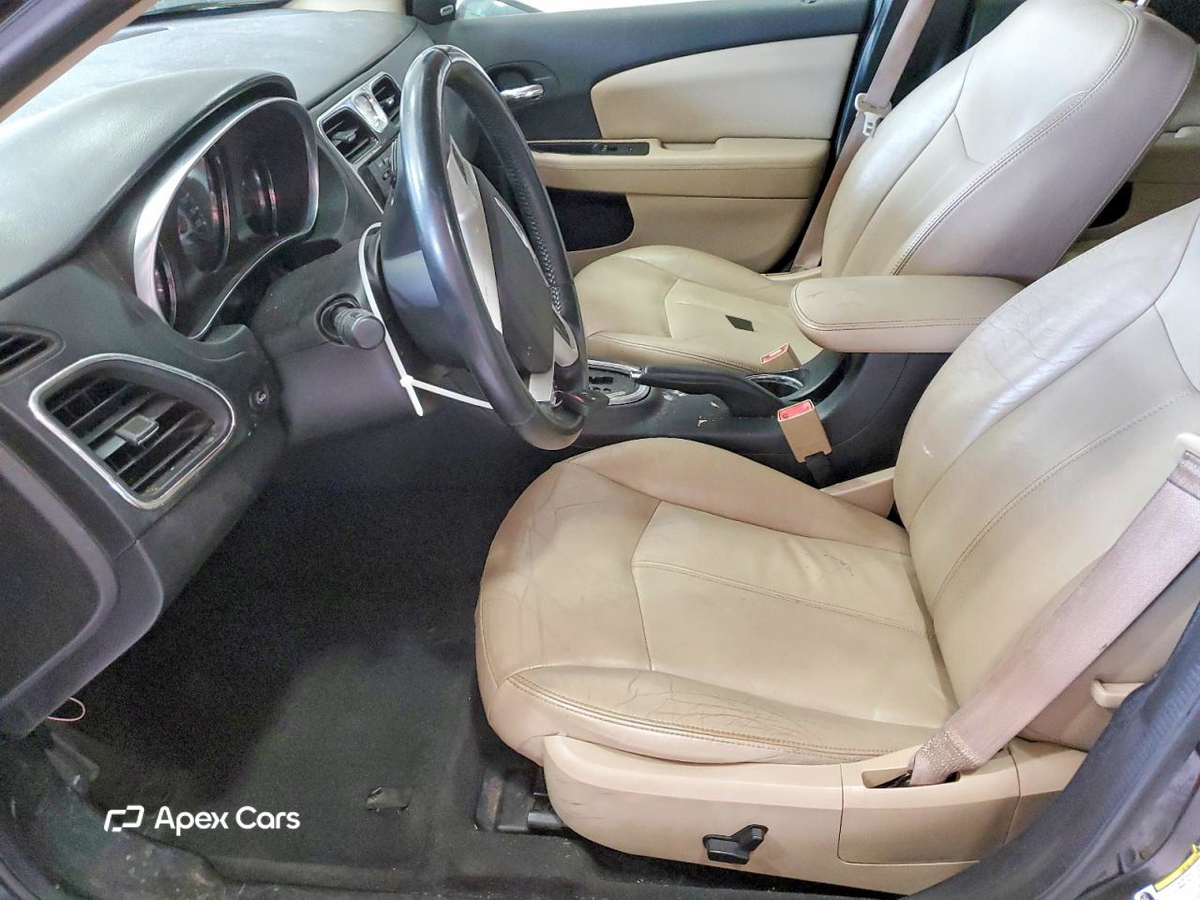 Chrysler 200 2014