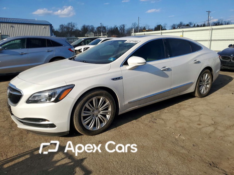 Buick LaCrosse 2018 - Image 1 of 12
