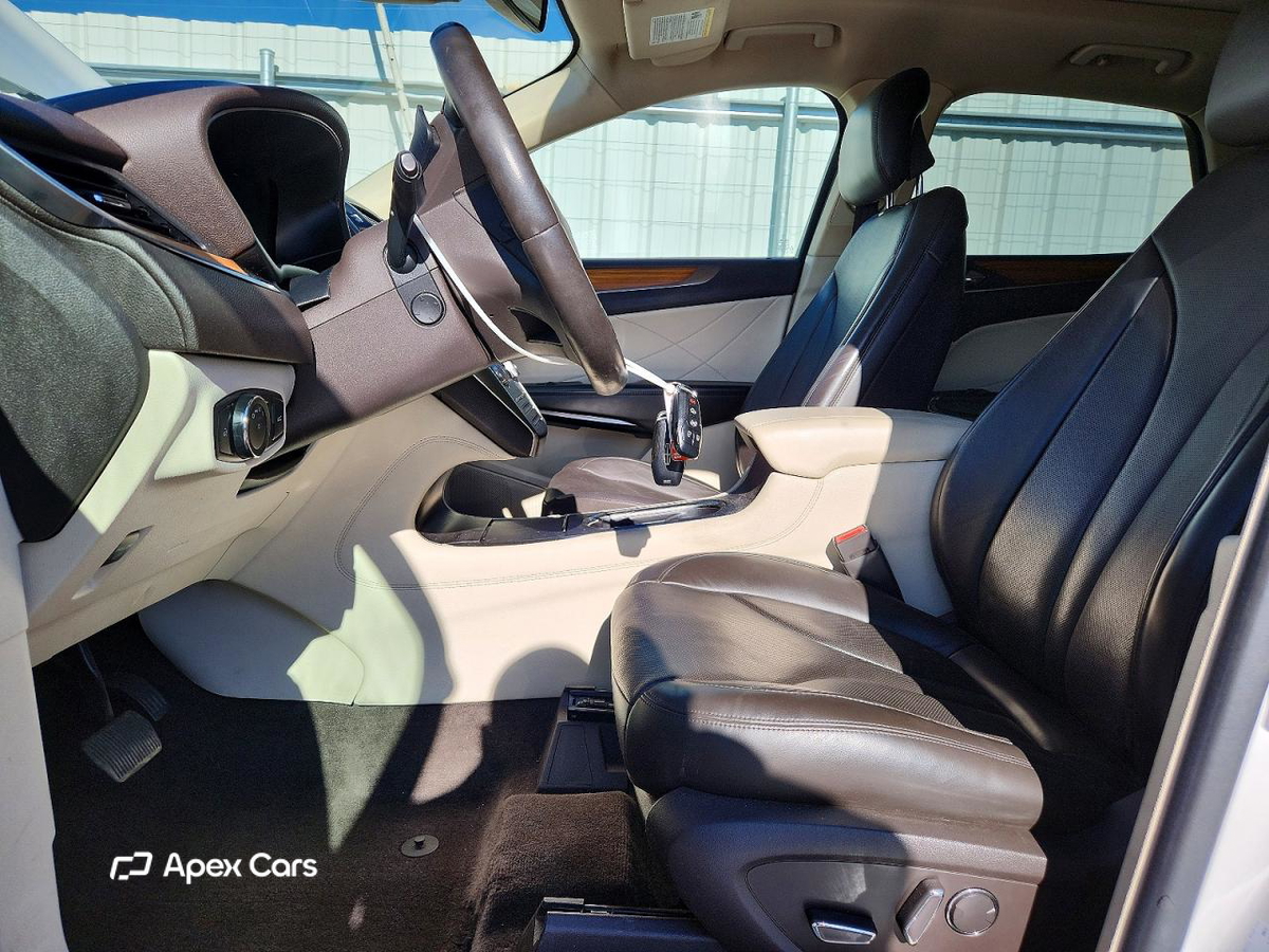 Lincoln MKZ 2015