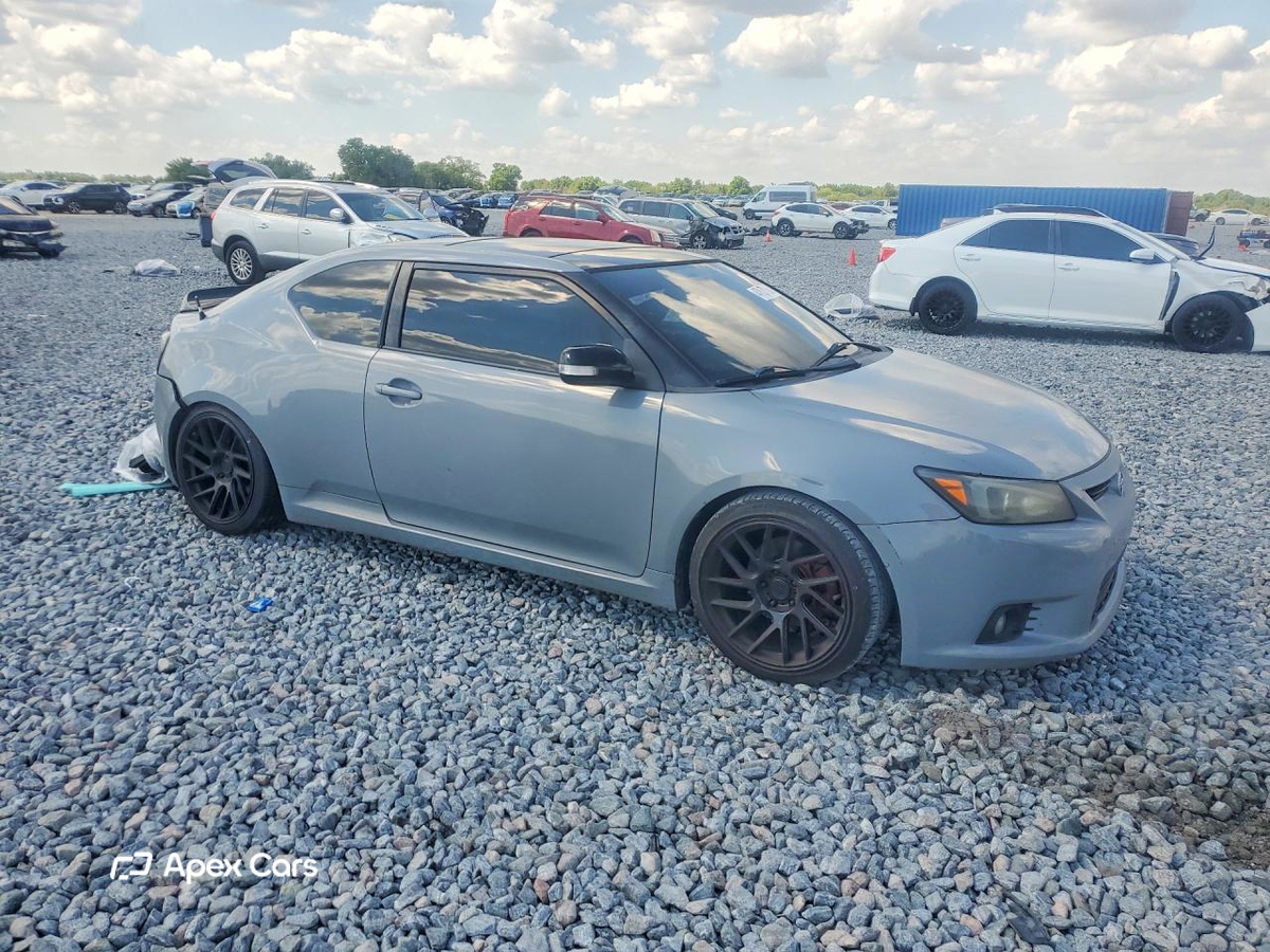 Scion tC 2012