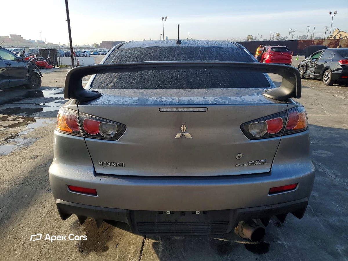 Mitsubishi Lancer Evolution 2015