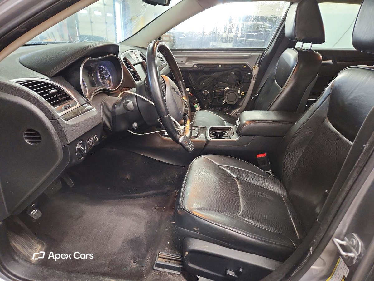 Chrysler 300 2016