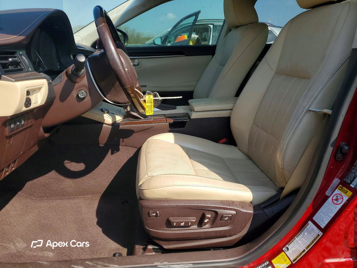 Lexus ES 2016