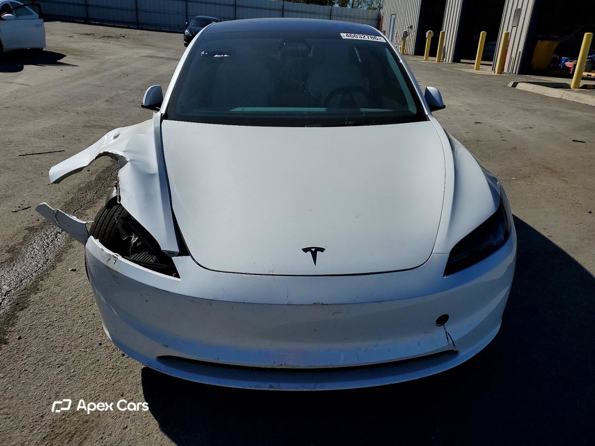 Tesla Model 3 2025