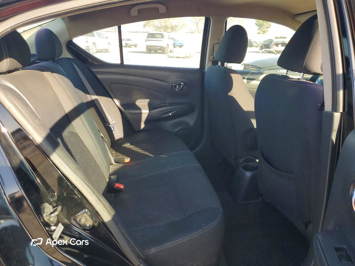Nissan Versa 2017