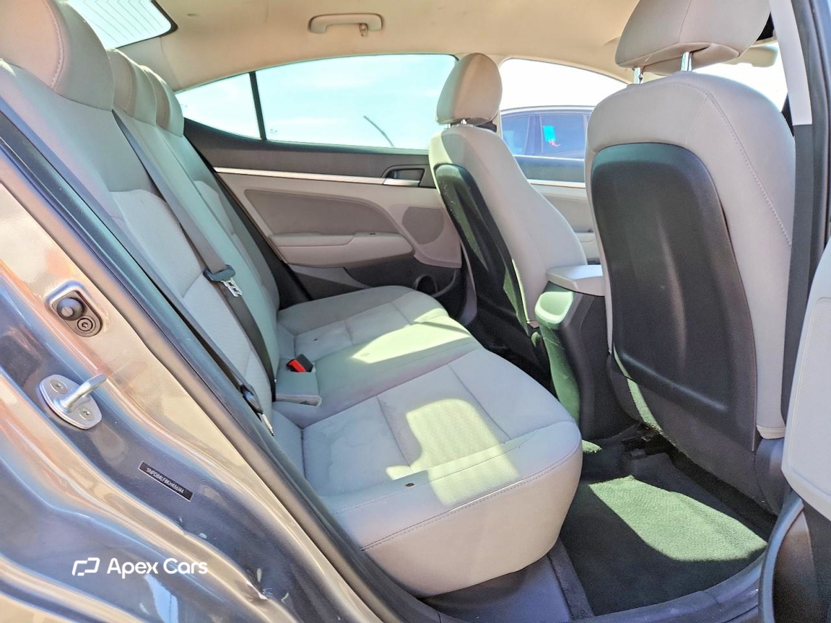 Hyundai Elantra 2019