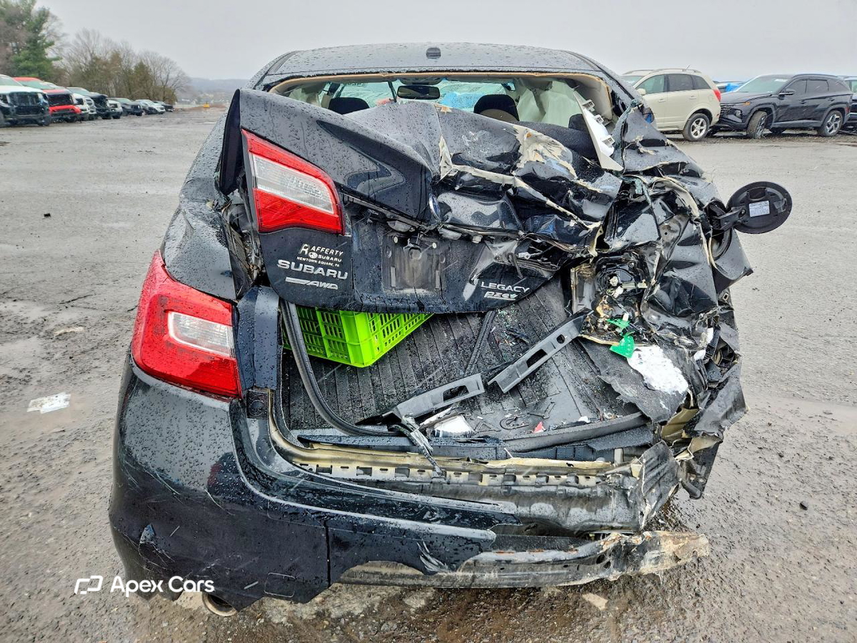Subaru Legacy 2015