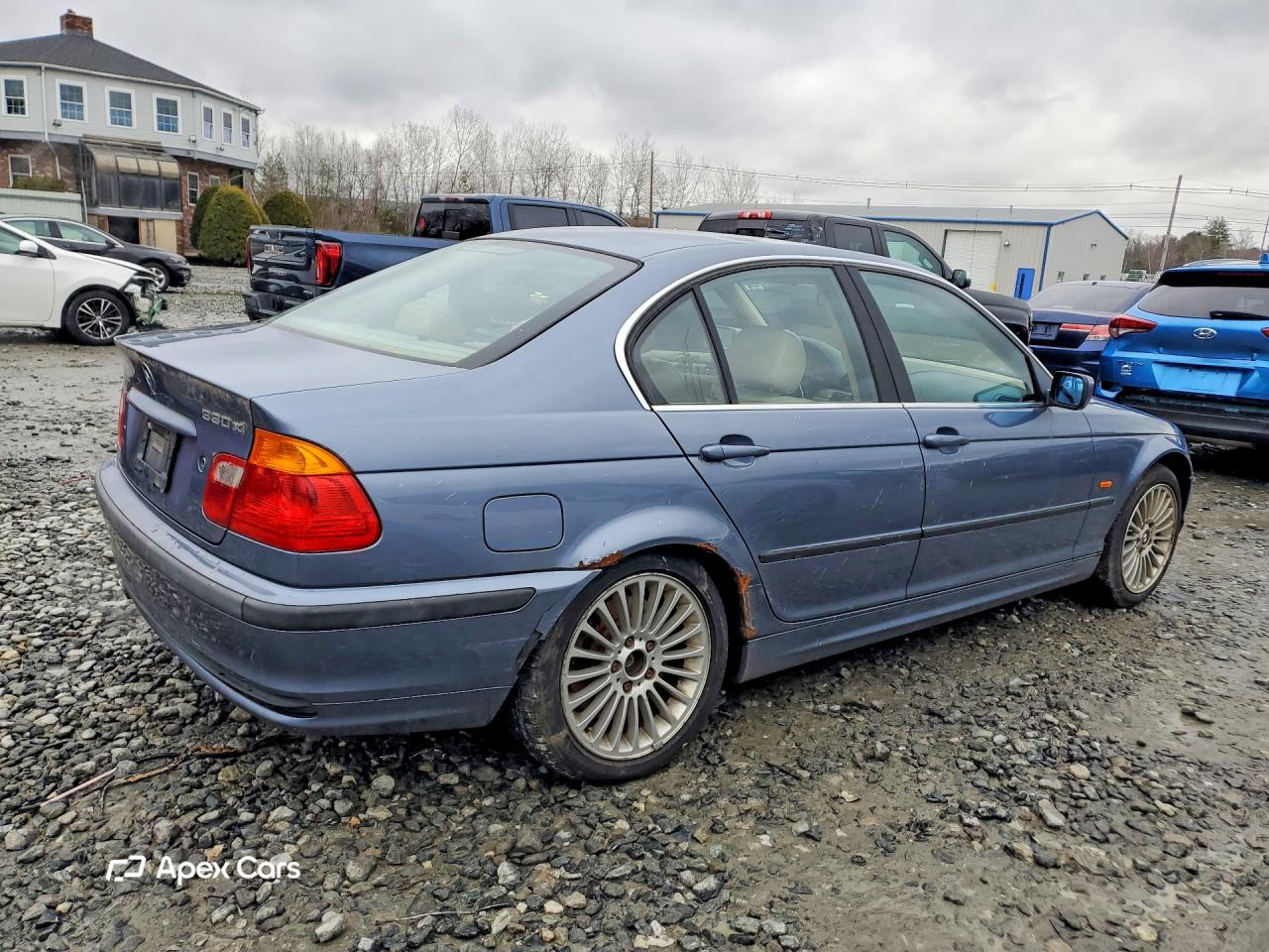 BMW Series 3 2001