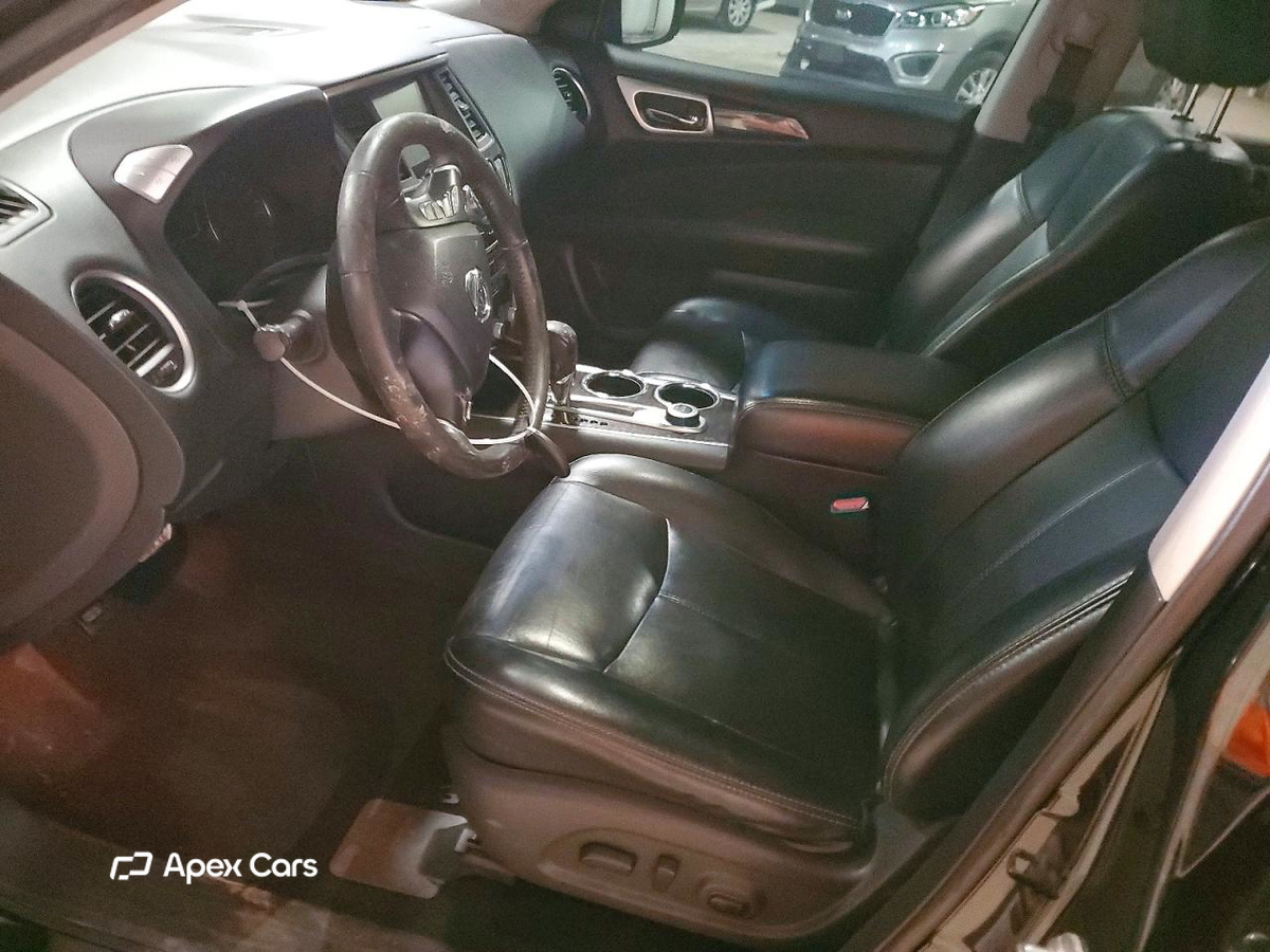 Nissan Pathfinder 2014