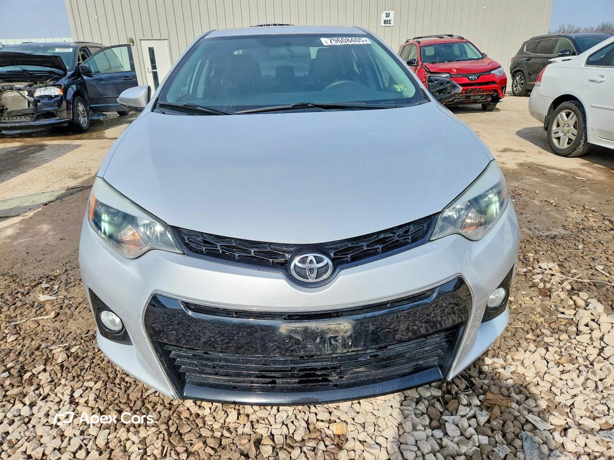 Toyota Corolla 2015