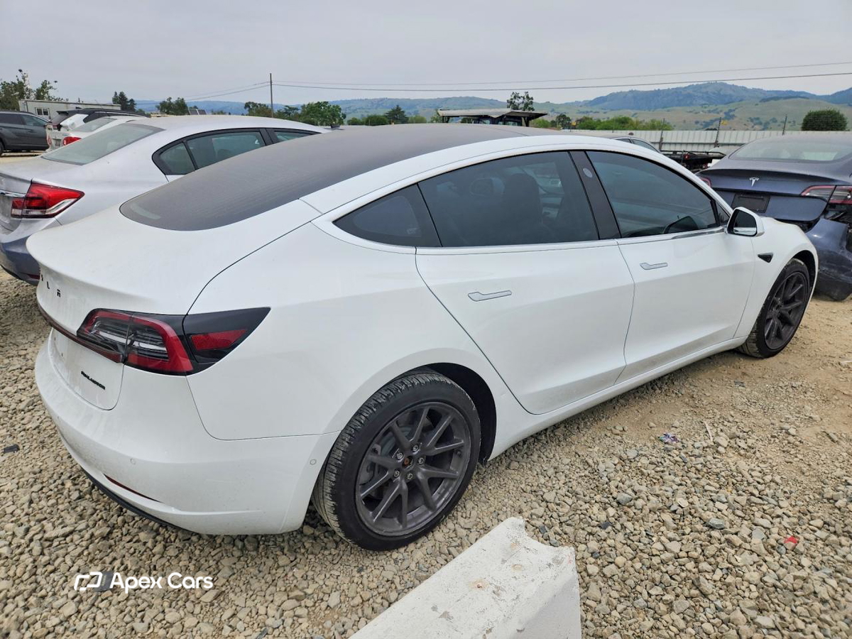 Tesla Model 3 2018