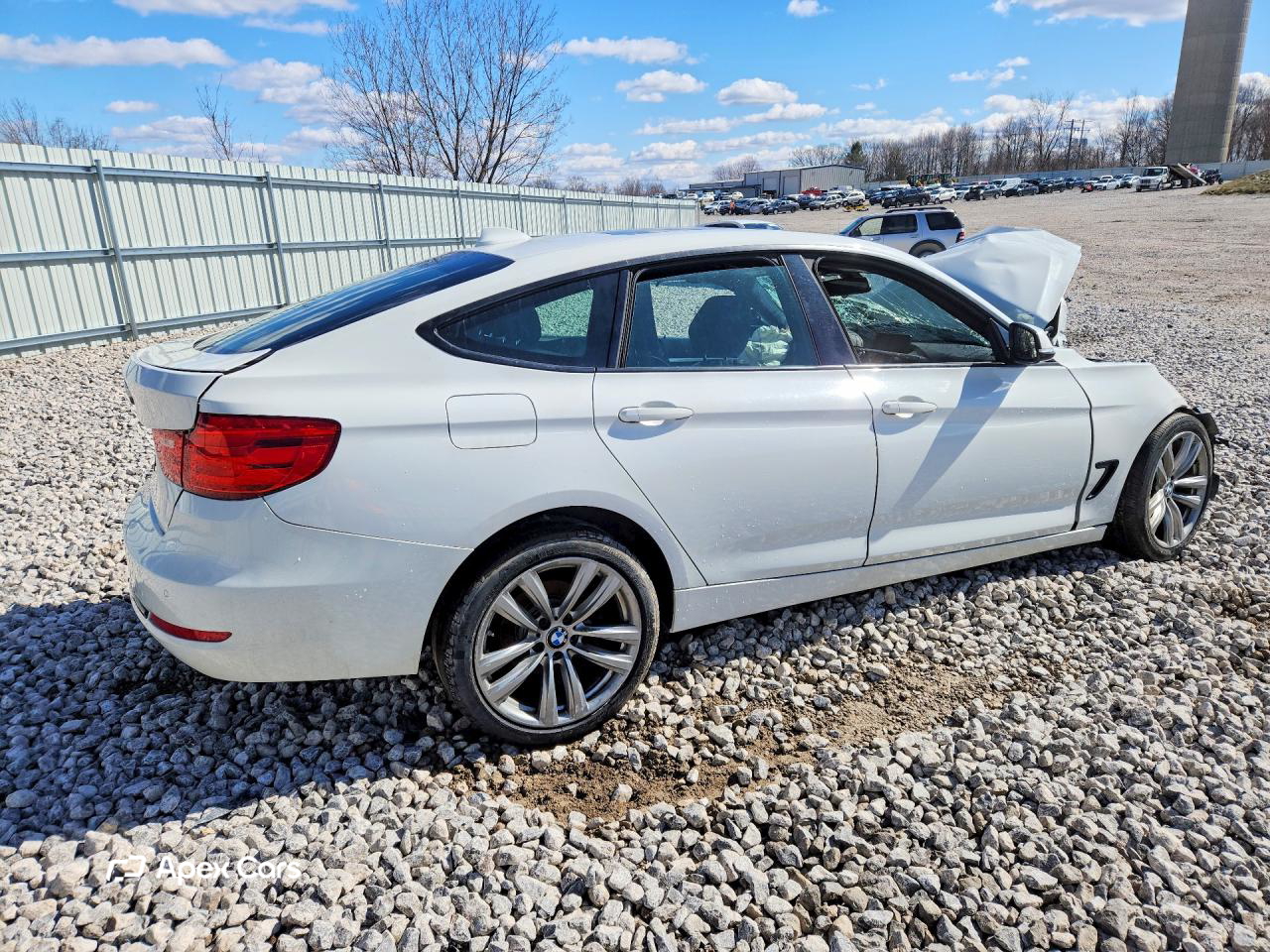 BMW Series 3 2016