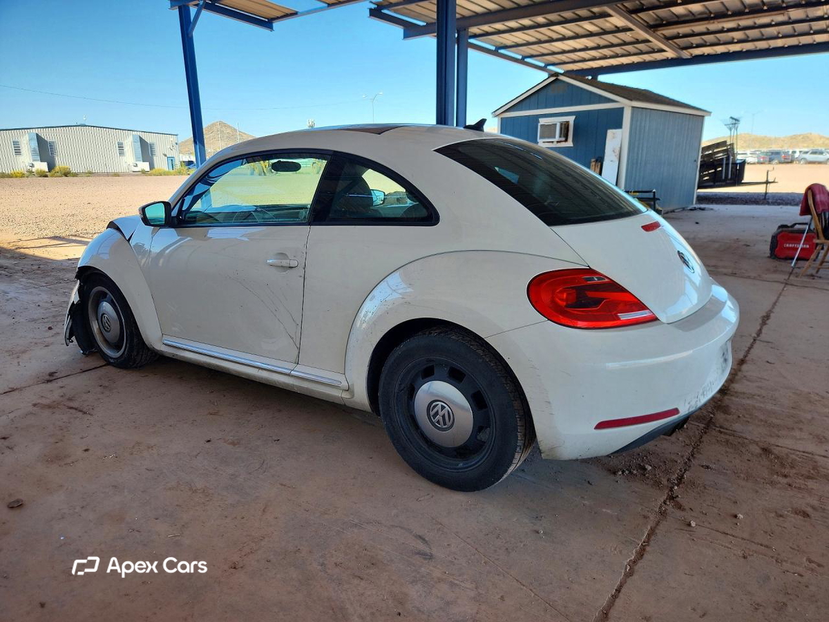 Volkswagen Beetle 2013