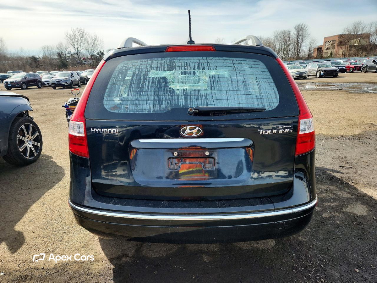 Hyundai Elantra 2012