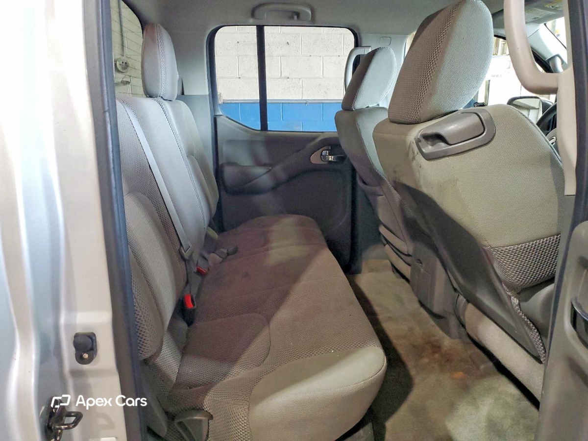 Nissan Navara (Frontier) 2013