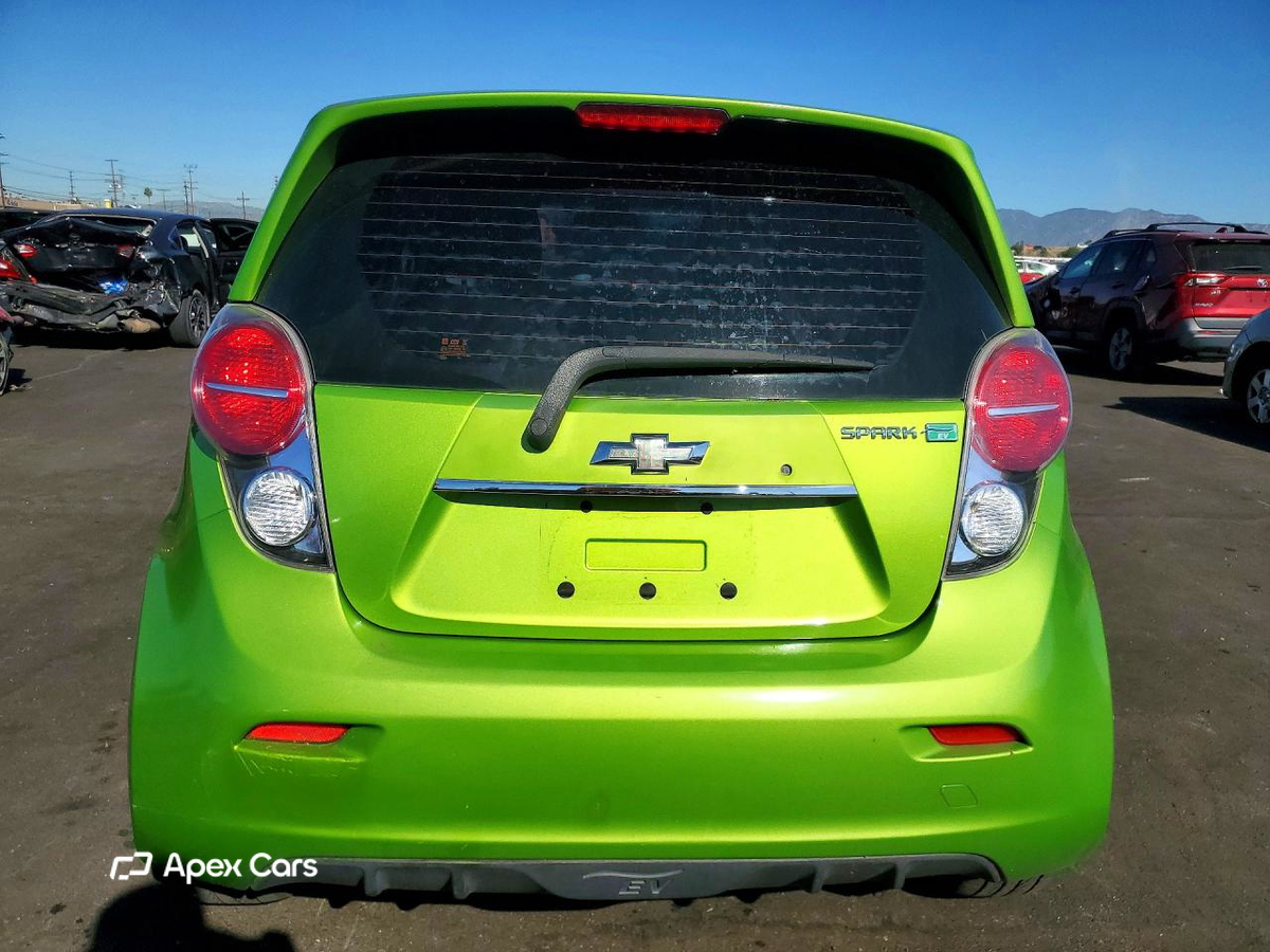 Chevrolet Spark 2015