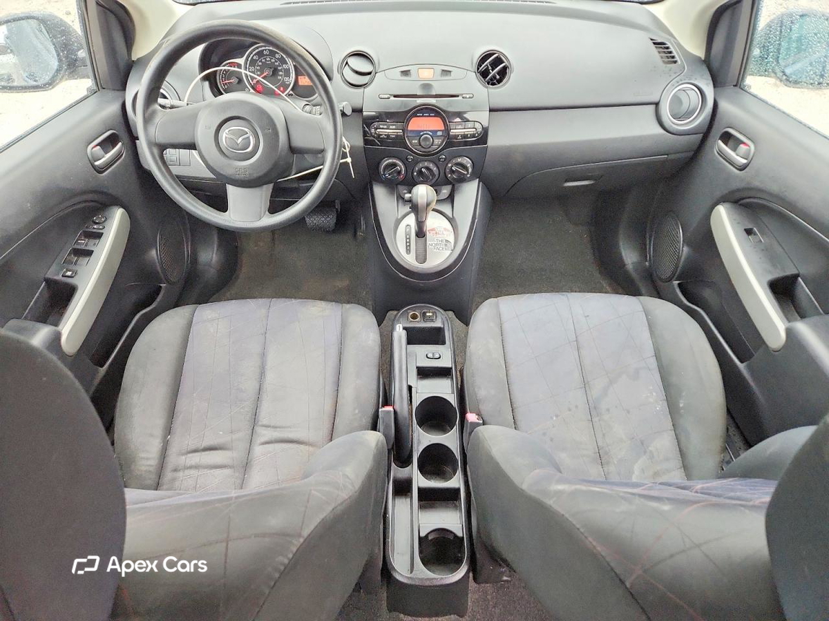 Mazda 2 2014