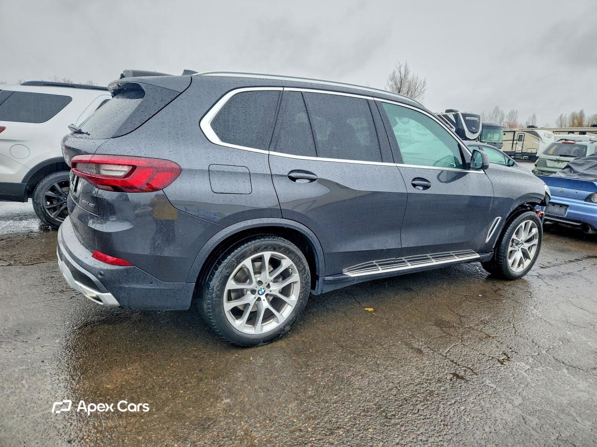 BMW X5 2023