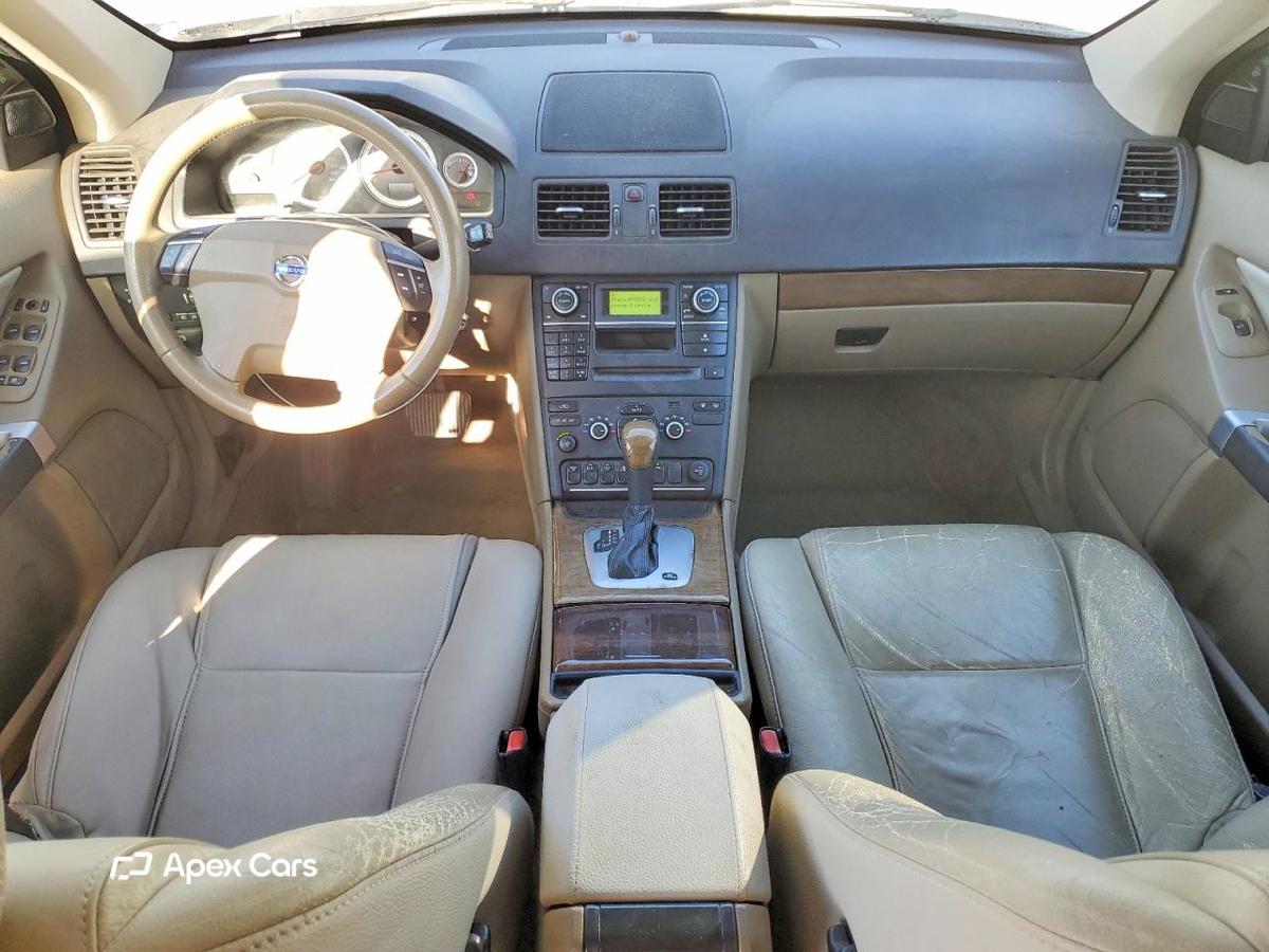 Volvo XC90 2012
