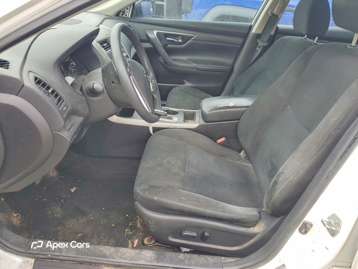 Nissan Altima 2015