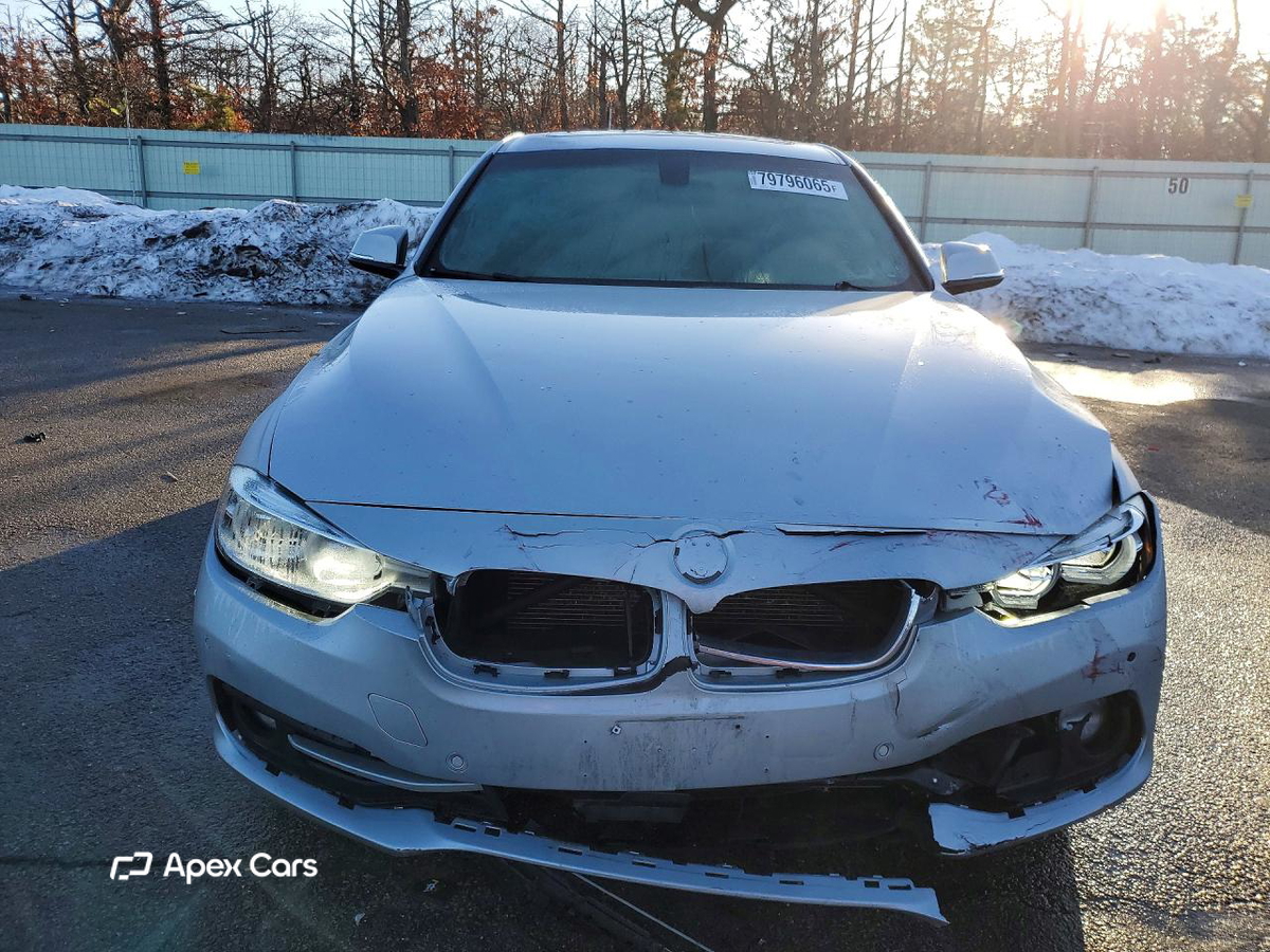 BMW Series 3 2016