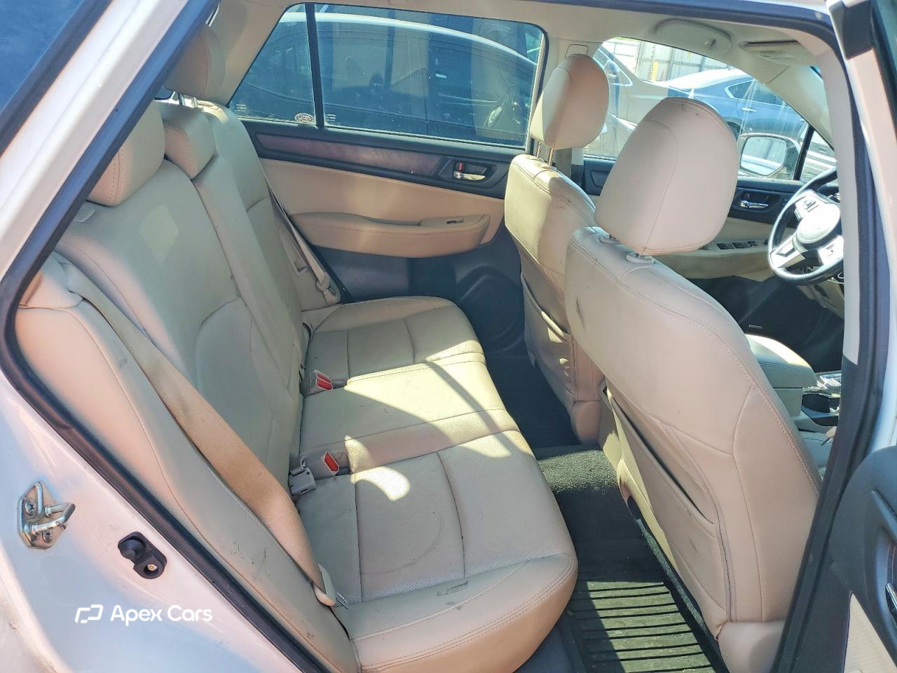 Subaru Outback 2016