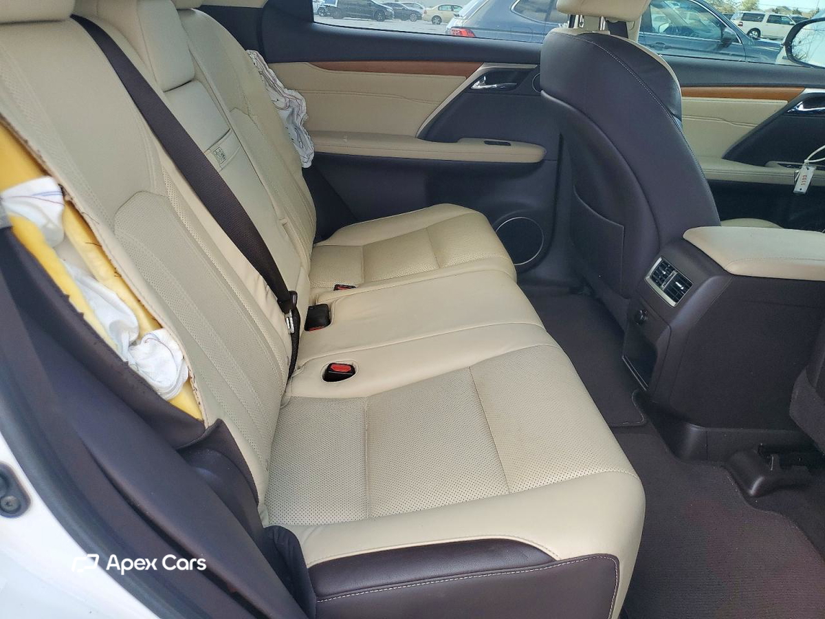 Lexus RX 2019