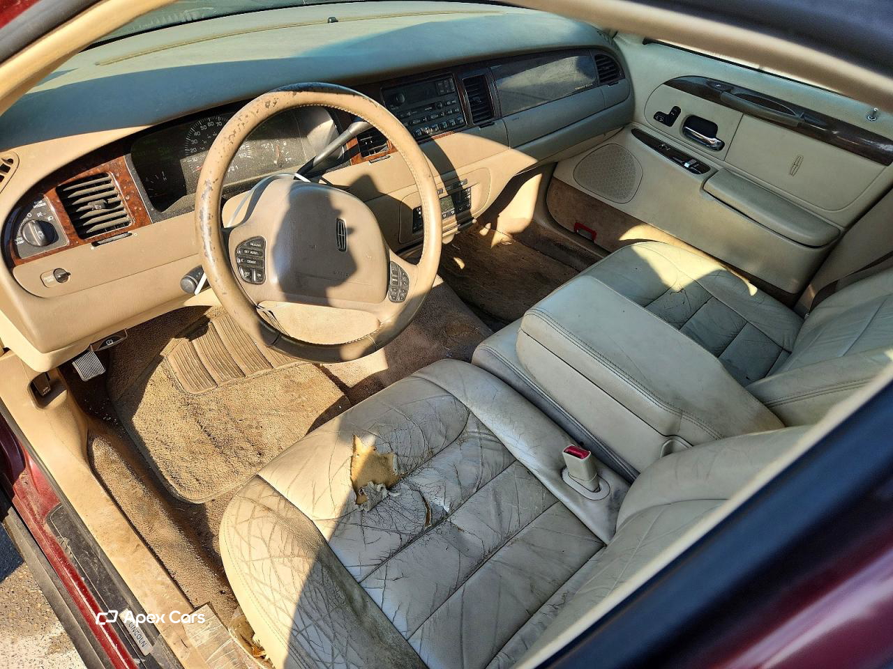 Lincoln Town Car 2000