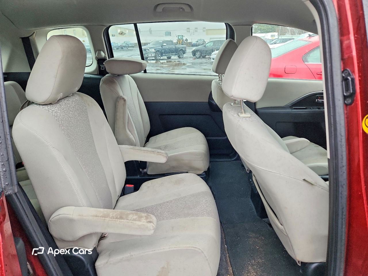 Mazda 5 2012