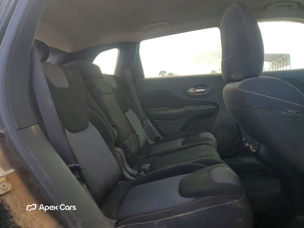 Jeep Grand Cherokee 2016