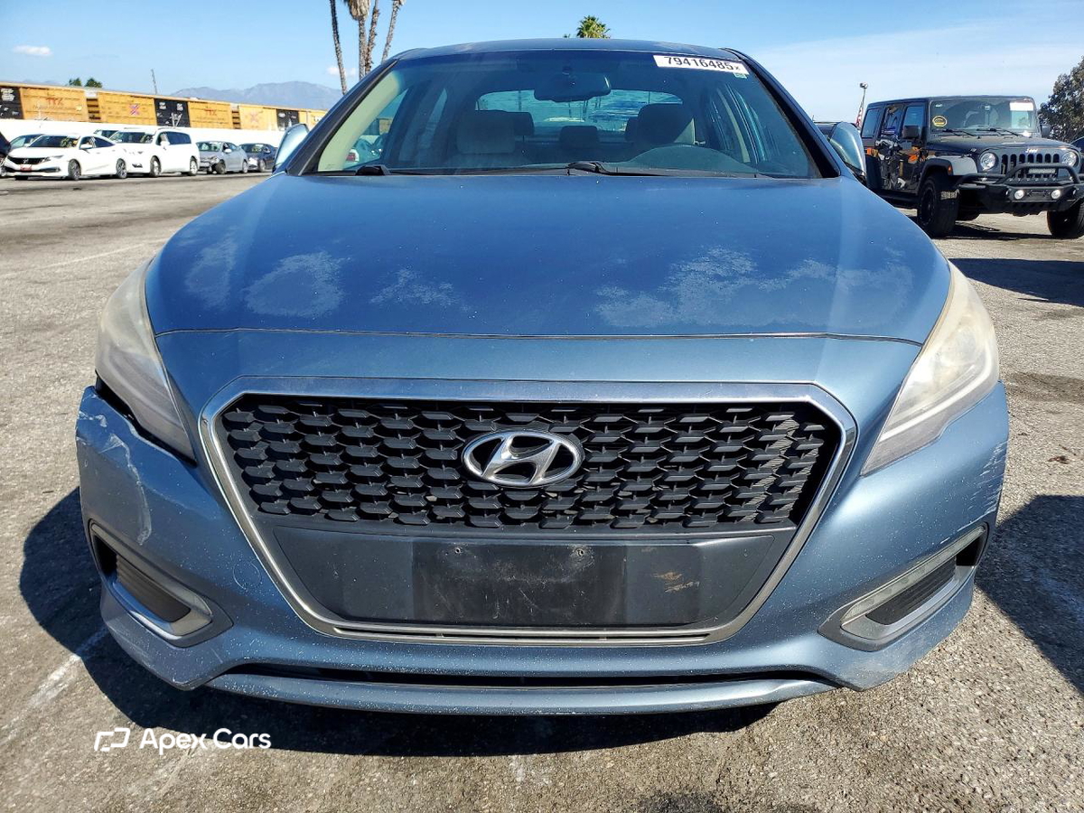 Hyundai  2016