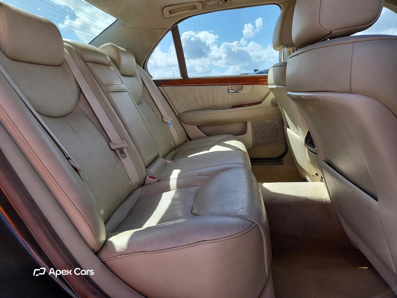 Lexus LS 2004