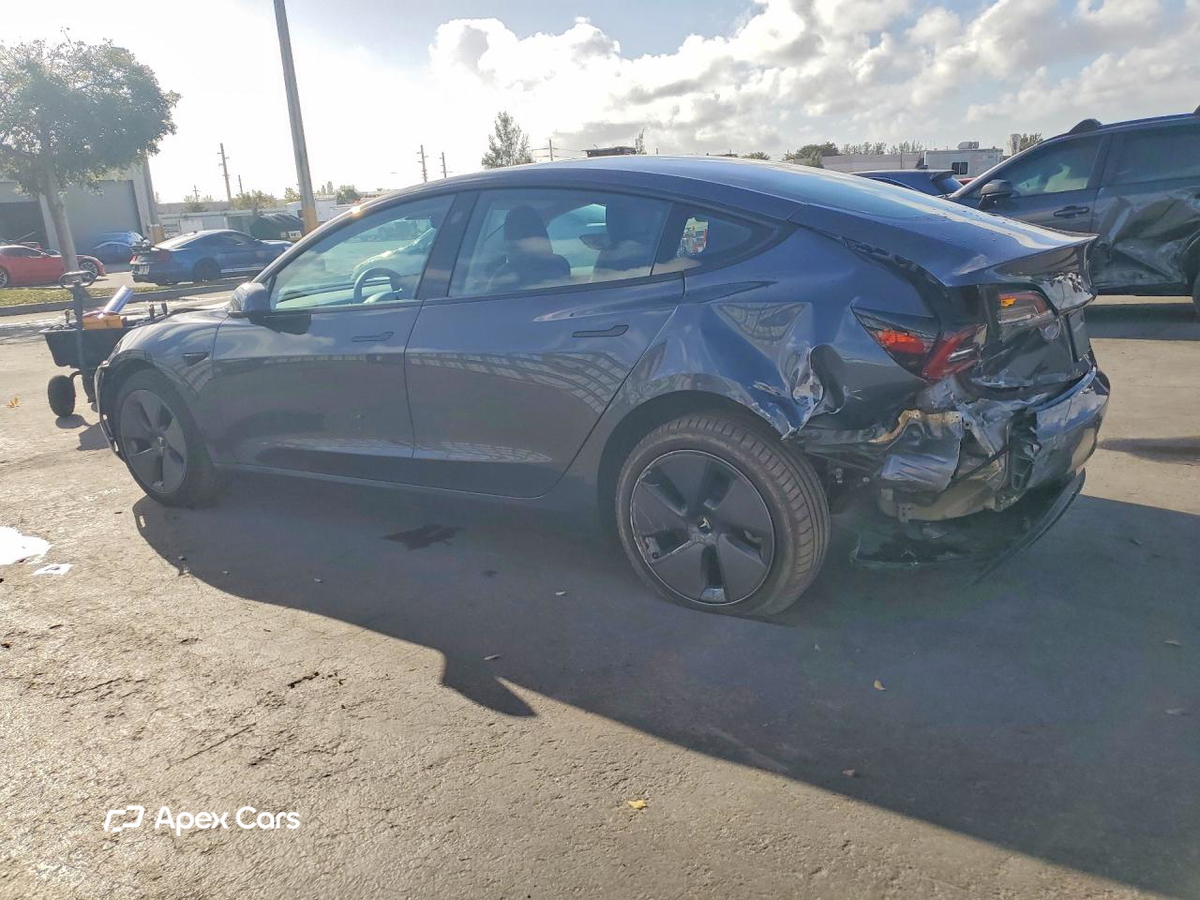 Tesla Model 3 2023