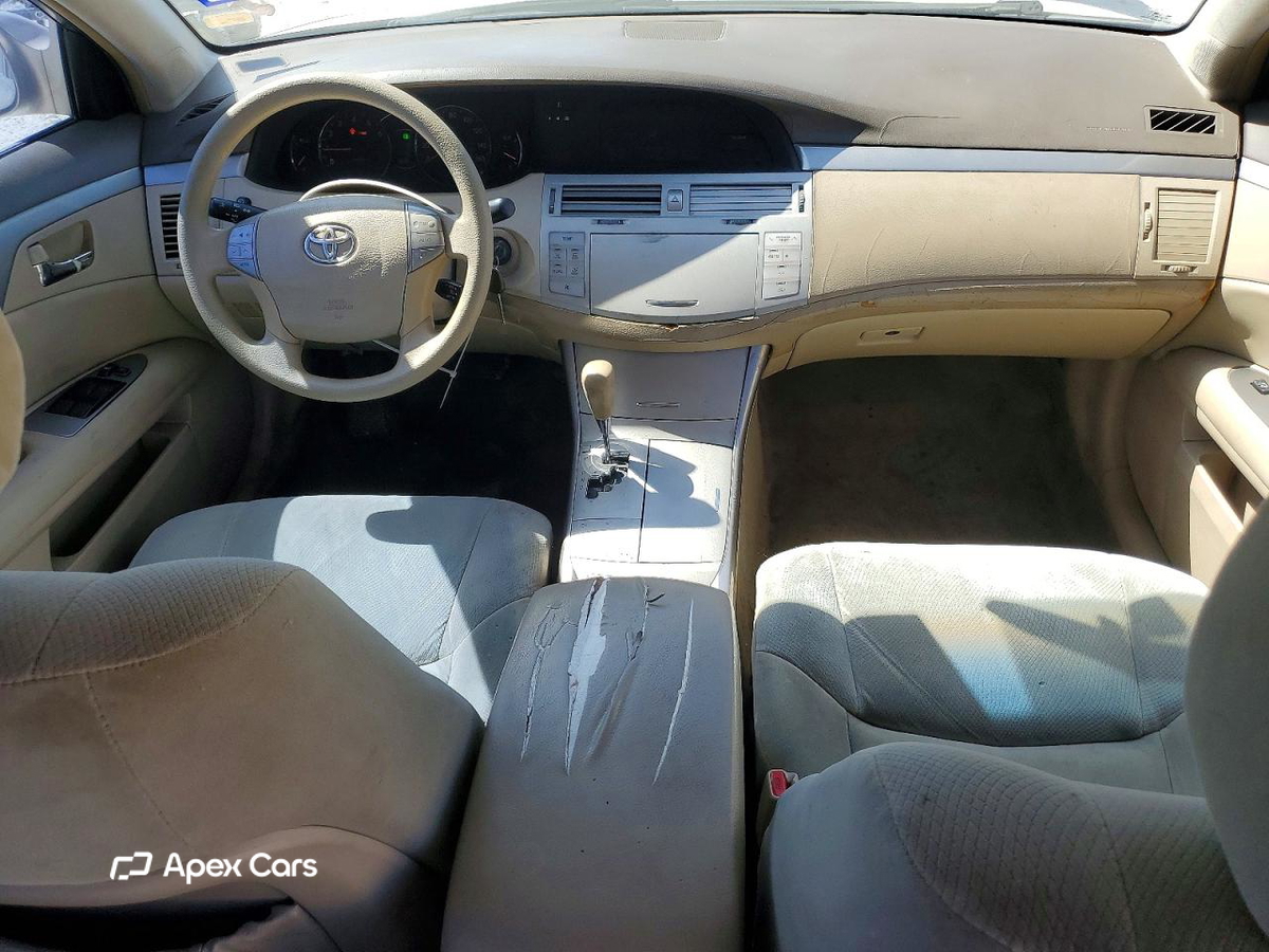 Toyota Avalon 2005