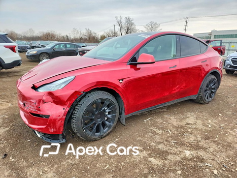 Tesla Model Y 2021 - Image 1 of 13