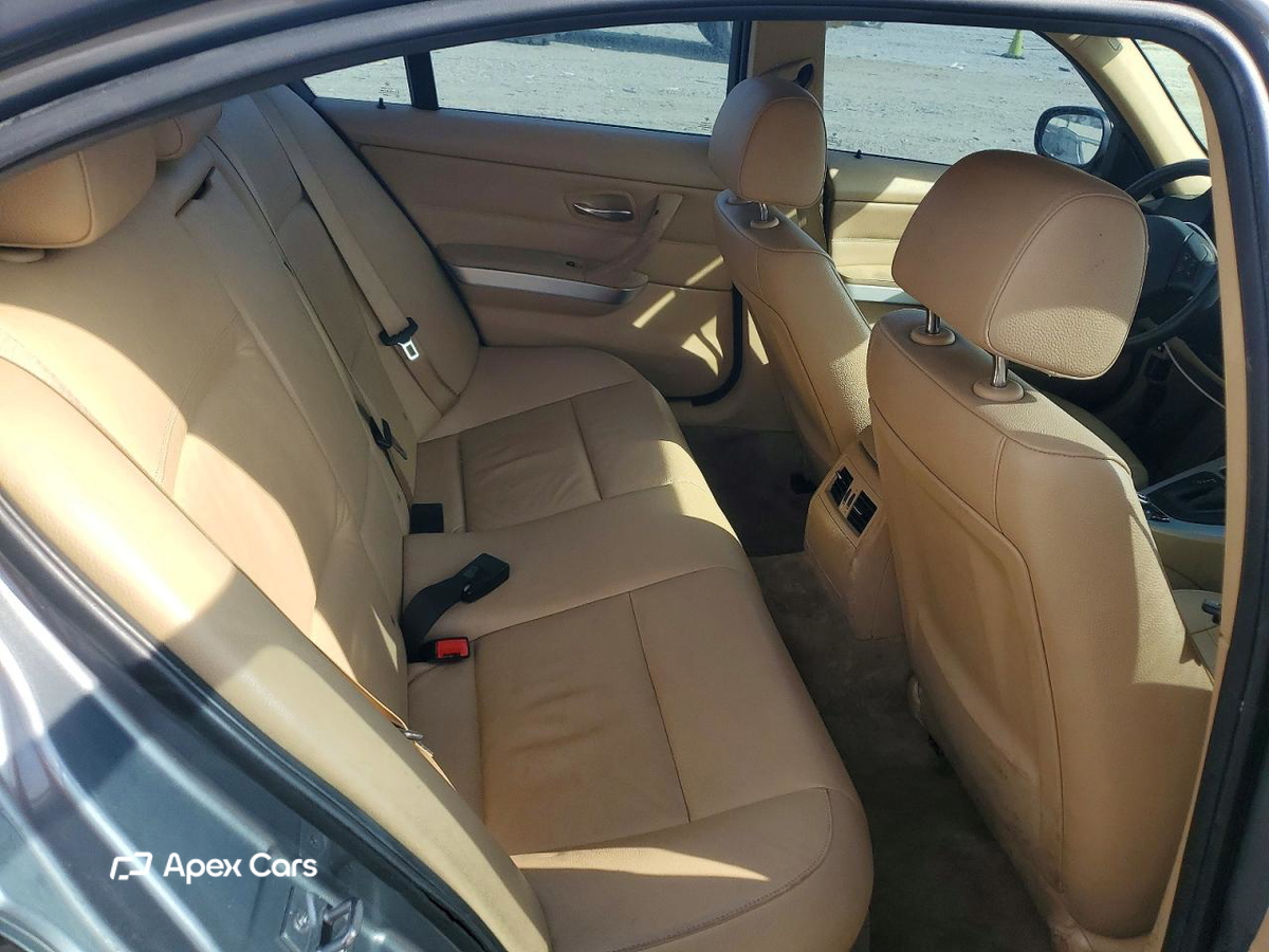 BMW Series 3 2011