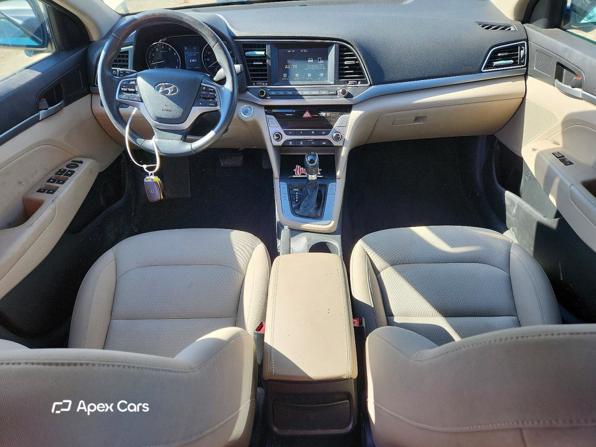 Hyundai Elantra 2017