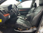 Subaru Outback 2011