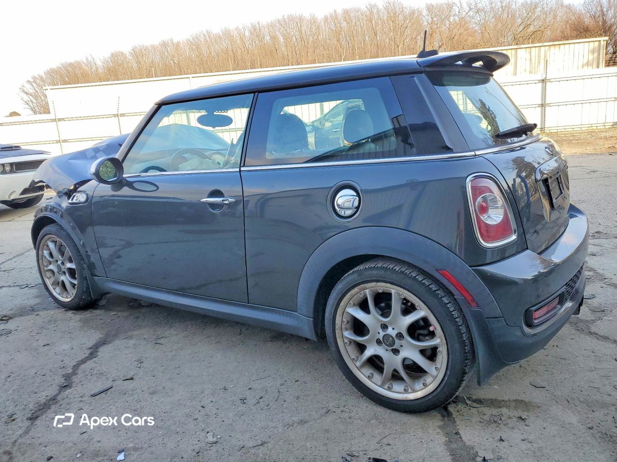 MINI Cooper 2011