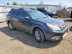 Subaru Outback 2011