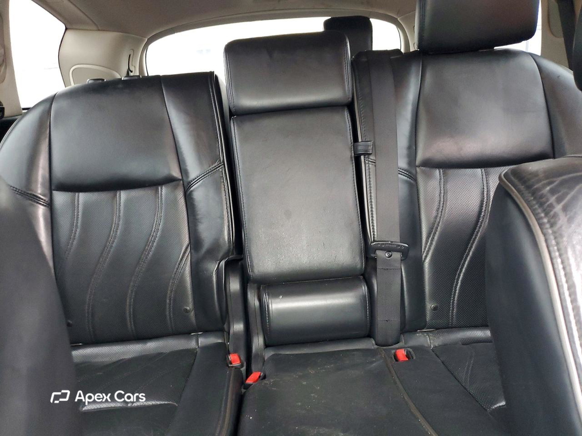 Infiniti JX 2013