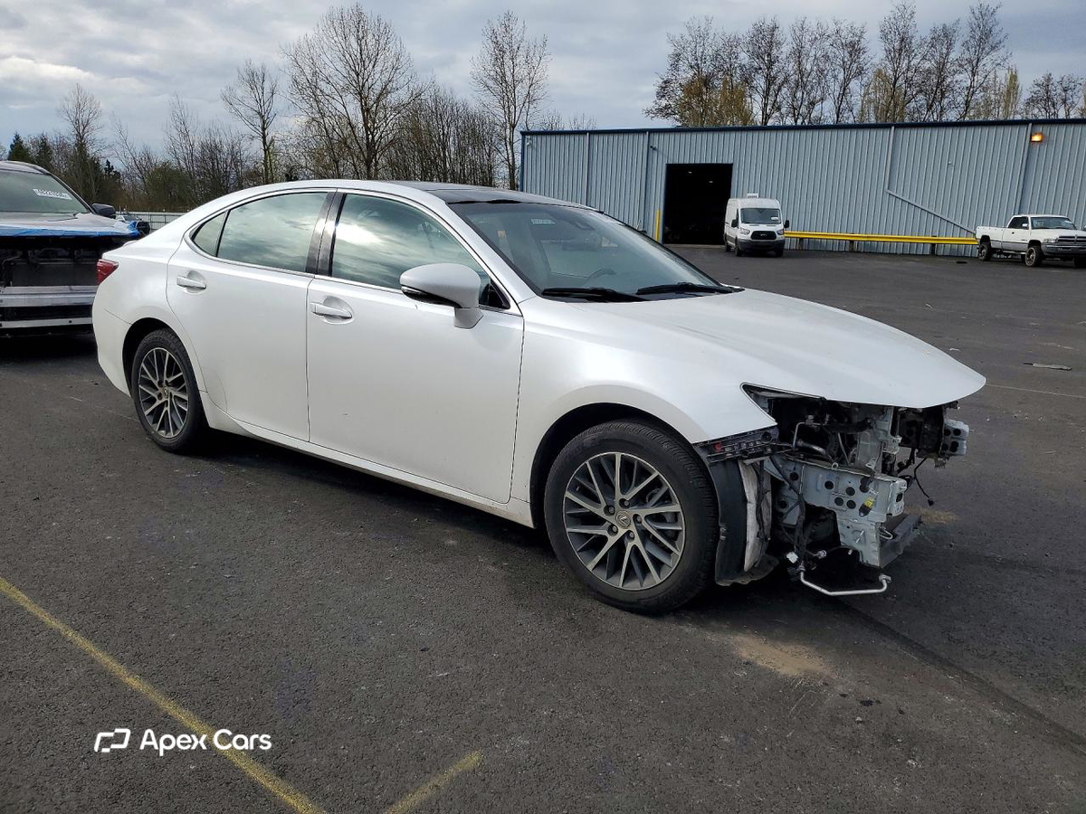 Lexus ES 2017